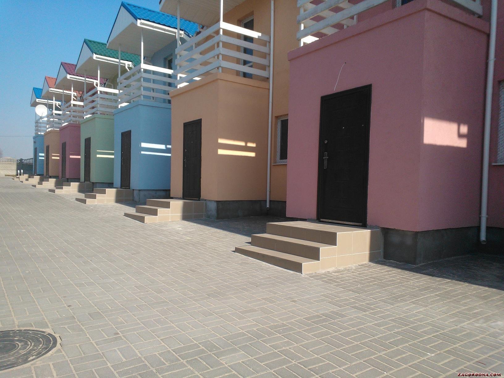 Фото: Таунхаусы на Звездной в Белогородке