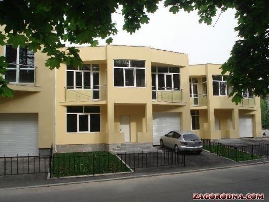 Фото: Таунхауси в Капітанівці