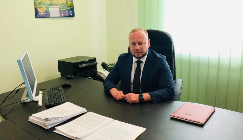Картинка: керівник Головного управління Держгеокадастру в Києві Олексій Ботезат