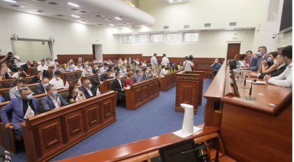 Картинка: Київрада скасувала сплату пайової участі для літніх майданчиків