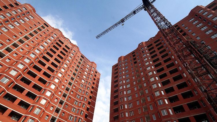 Когда жителей «хрущевок» переселят в новостройки