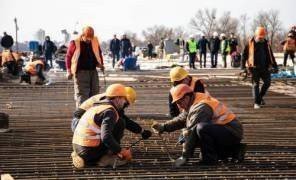 Картинка: темпи будівництва метро і розв'язок