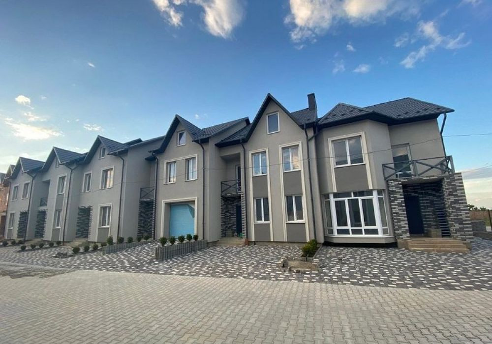 Фото: Hodillywood 2.0 таунхауси - Проєкт 1
