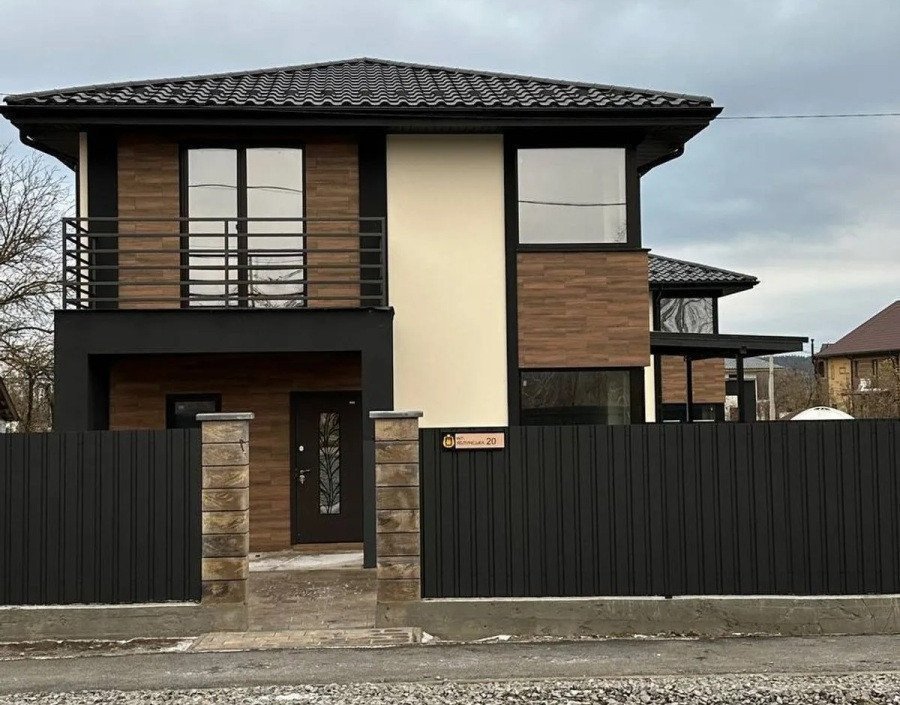 Фото: ADMIRAL HOUSE BUCHA КГ - Проект 1