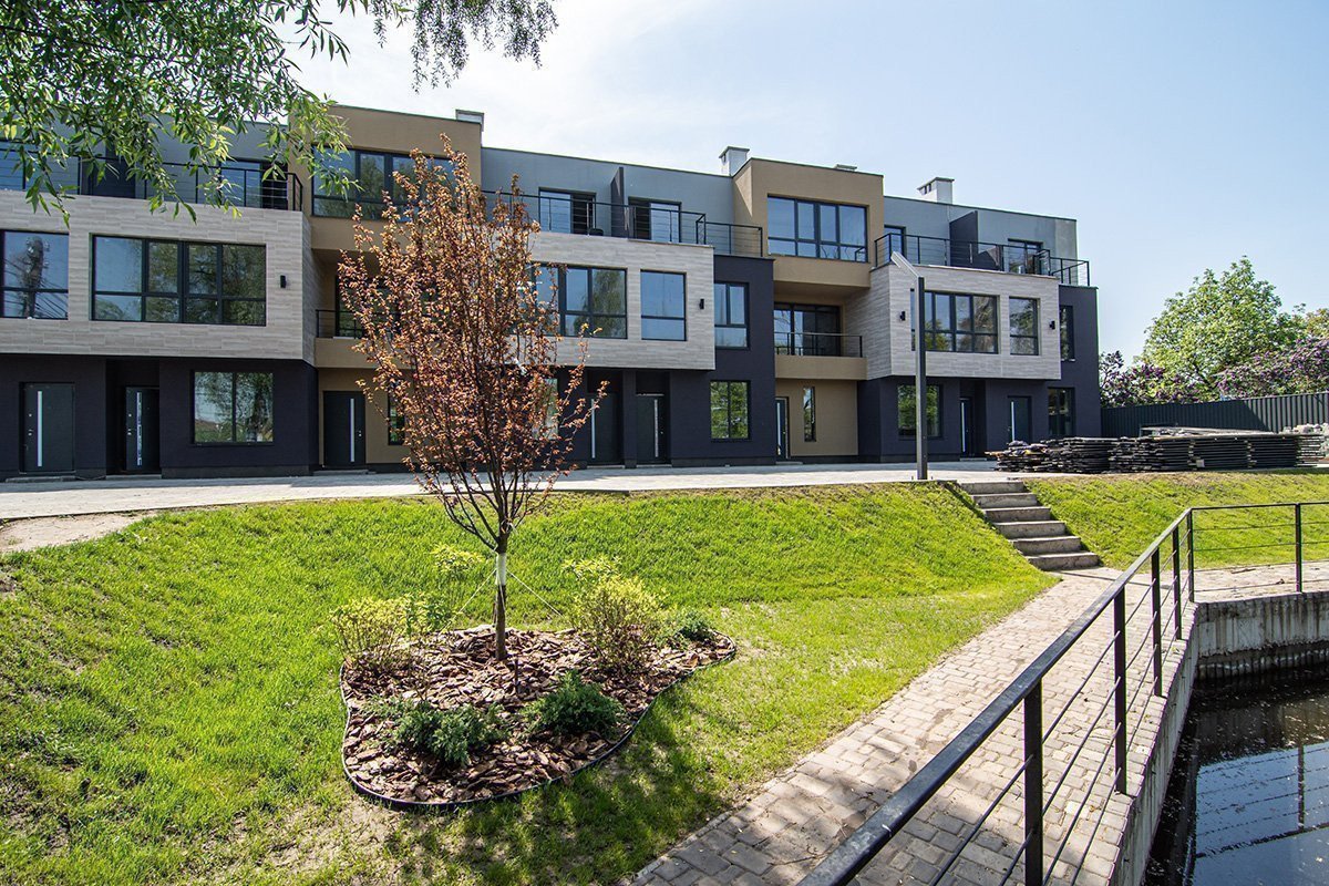 Фото: Таунхауси Rusaniv Gardens - Проєкт 4
