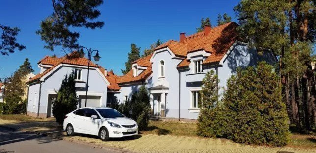 Фото: "Французьке містечко" КМ - Таунхаус