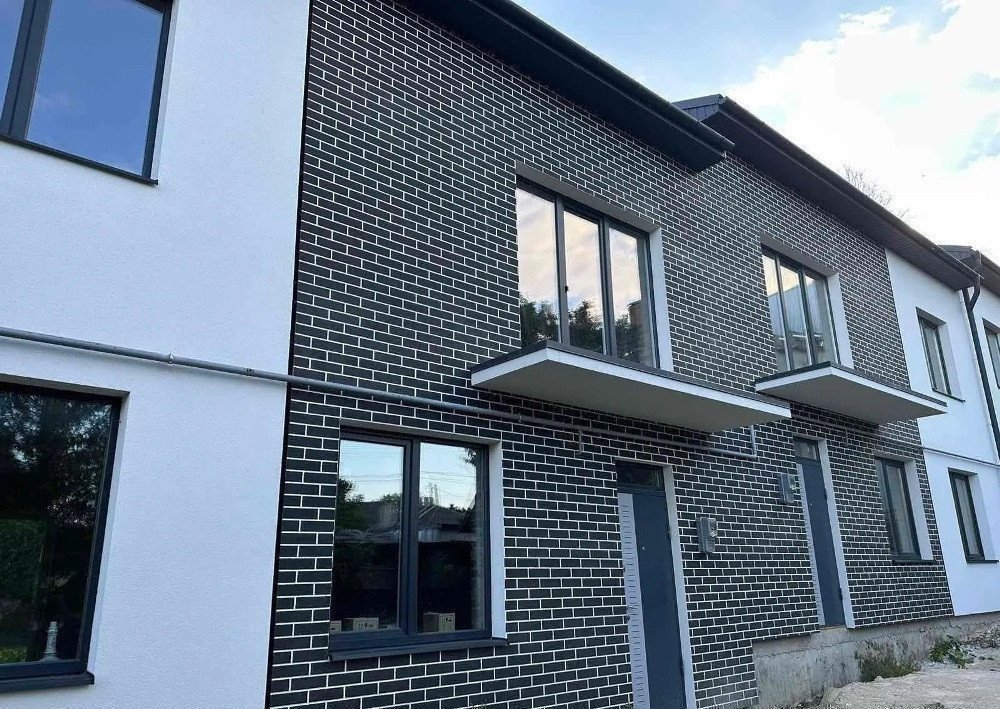 Фото: Таунхаусы на ул. Стадниковой