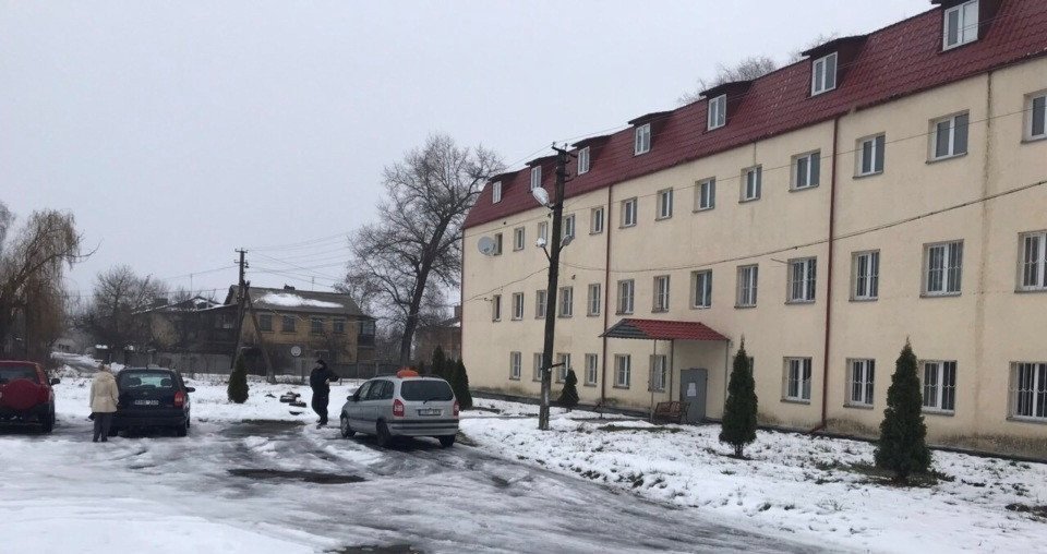 Фото: Новобудова в Любарцях